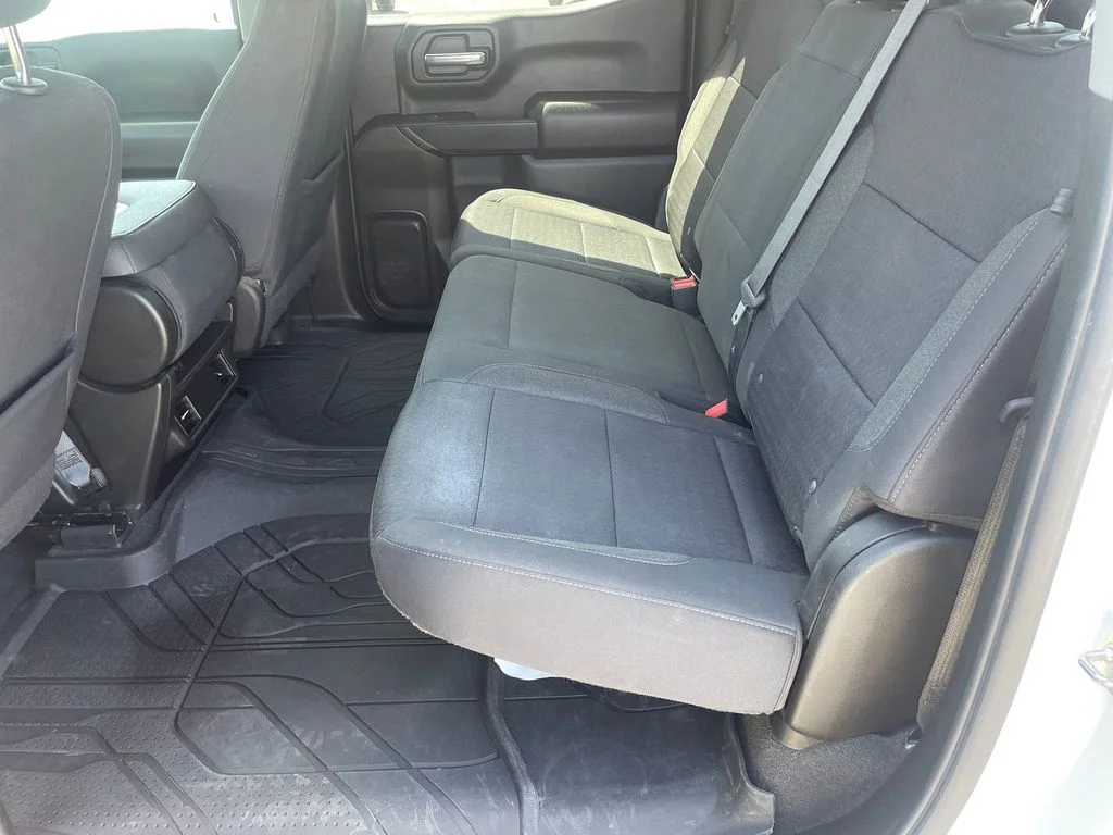 Used 2022 Summit White Chevrolet Custom image 10