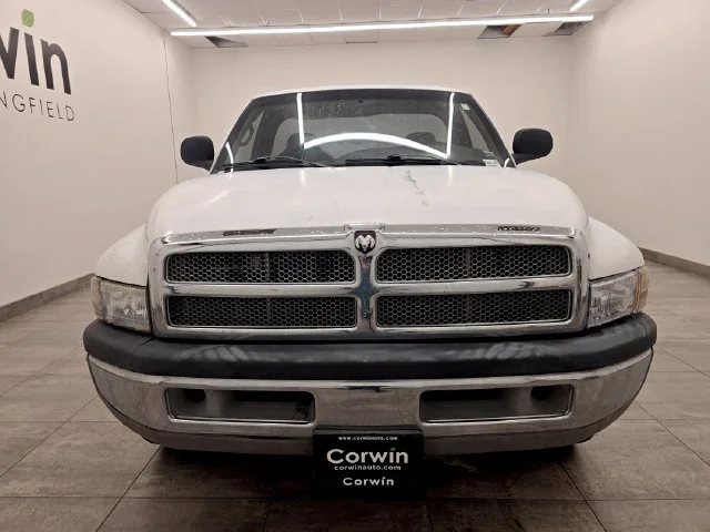 Used 2002  Dodge ST image 7