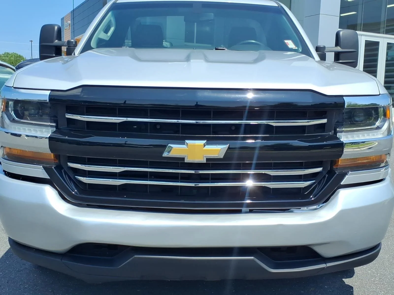 Used 2018 Silver Ice Metallic Chevrolet Work Truck image 12