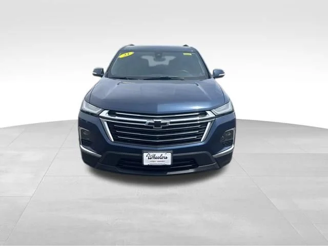 Used 2023 Northsky Blue Metallic Chevrolet LT Cloth image 9
