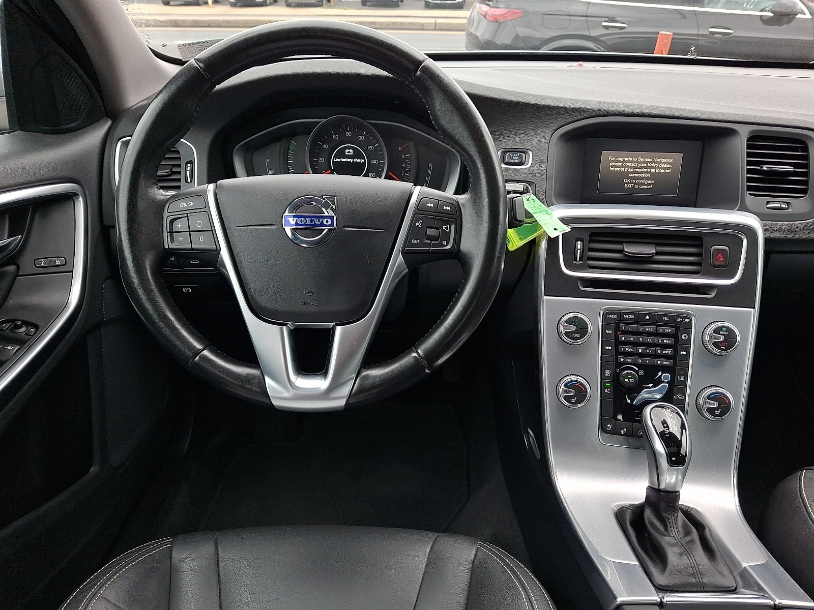 Used 2018 Electric Silver Metallic - 477 Volvo Dynamic image 11