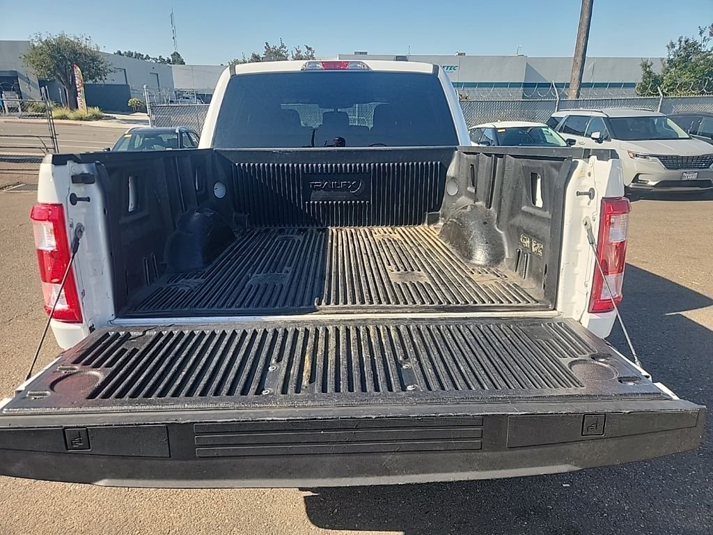 Used 2023 White Ford XL image 17