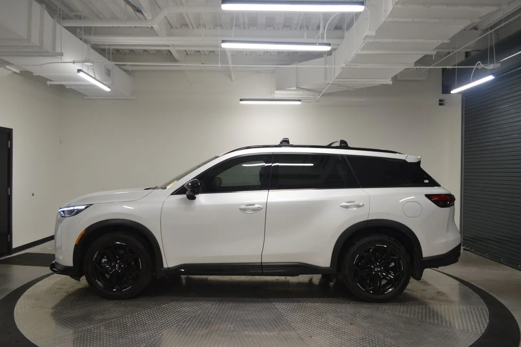 Certified Used 2026 White INFINITI SPORT image 2