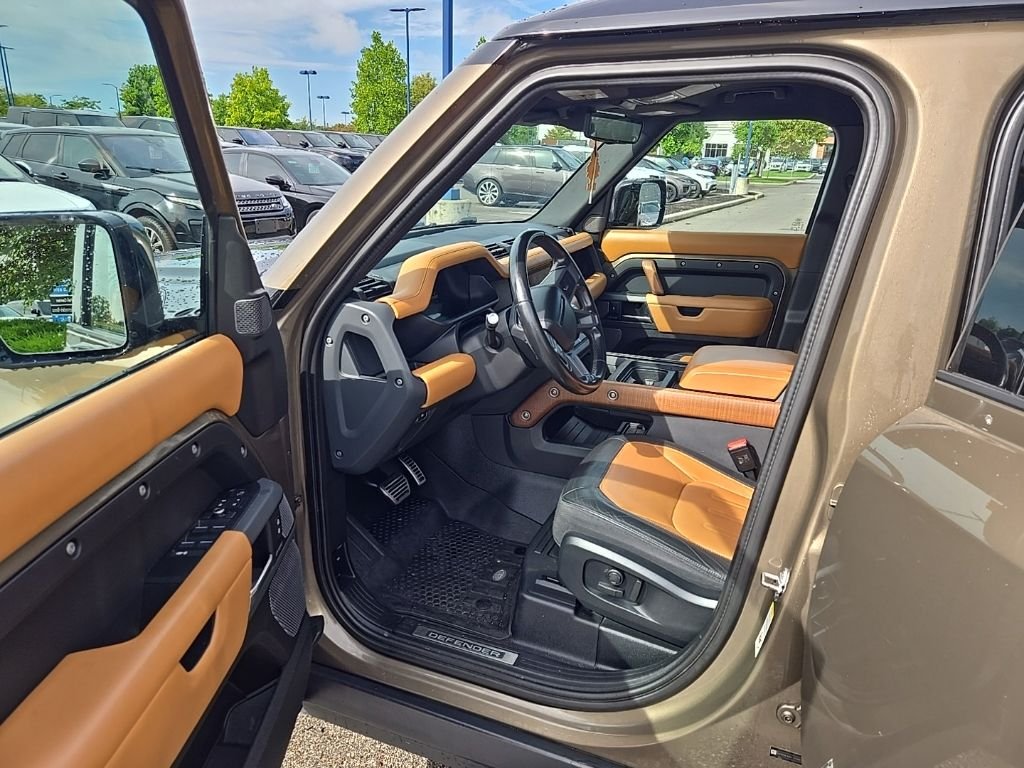 Used 2021 Gondwana Stone Metallic Land Rover X image 16