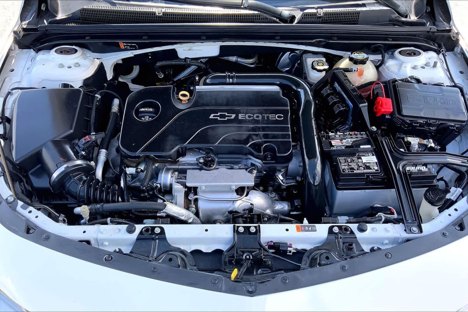 Used 2017 Summit White Chevrolet LT image 31