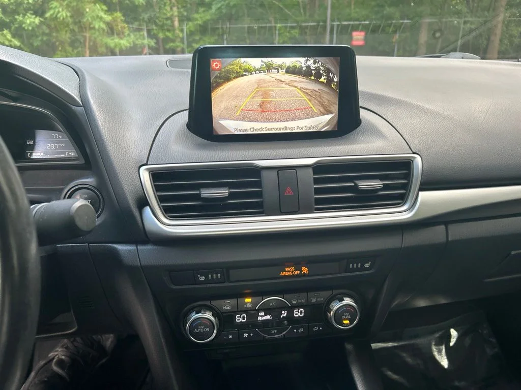 Used 2018 Silver Mazda Touring image 18