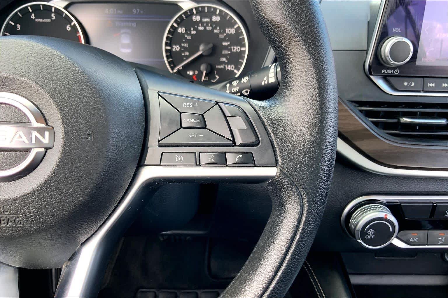 Used 2023 Gun Metallic Nissan 2.5 SV image 24