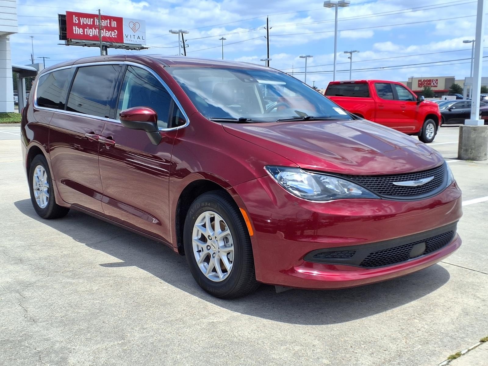 2023 Chrysler Voyager (fleet-only) LX - 2