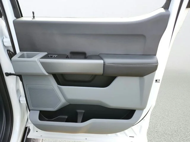 New 2026 Oxford White Ford F-350® XL image 51