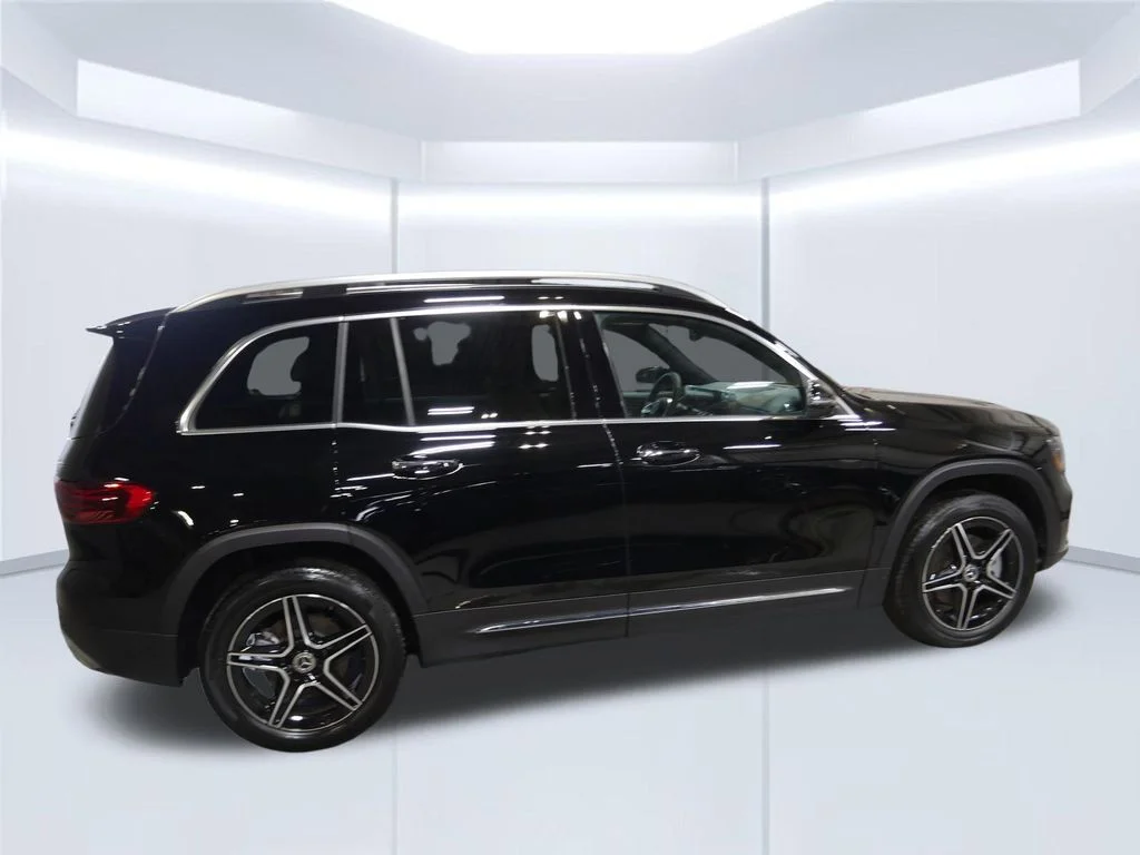 Certified Used 2026 Night Black Mercedes-Benz GLB 250 image 6