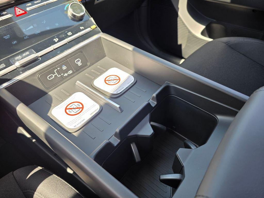 New 2026 Gray Hyundai SE image 28