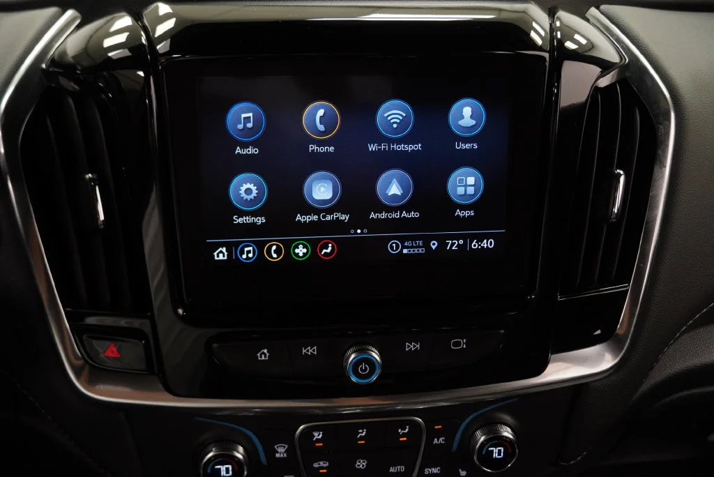 Used 2023 MOSAIC BLACK METALLIC Chevrolet LT Leather image 26