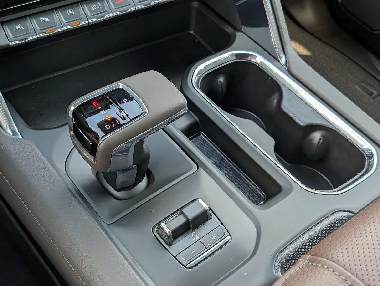 New 2026 Glacier White Tricoat GMC Denali image 21