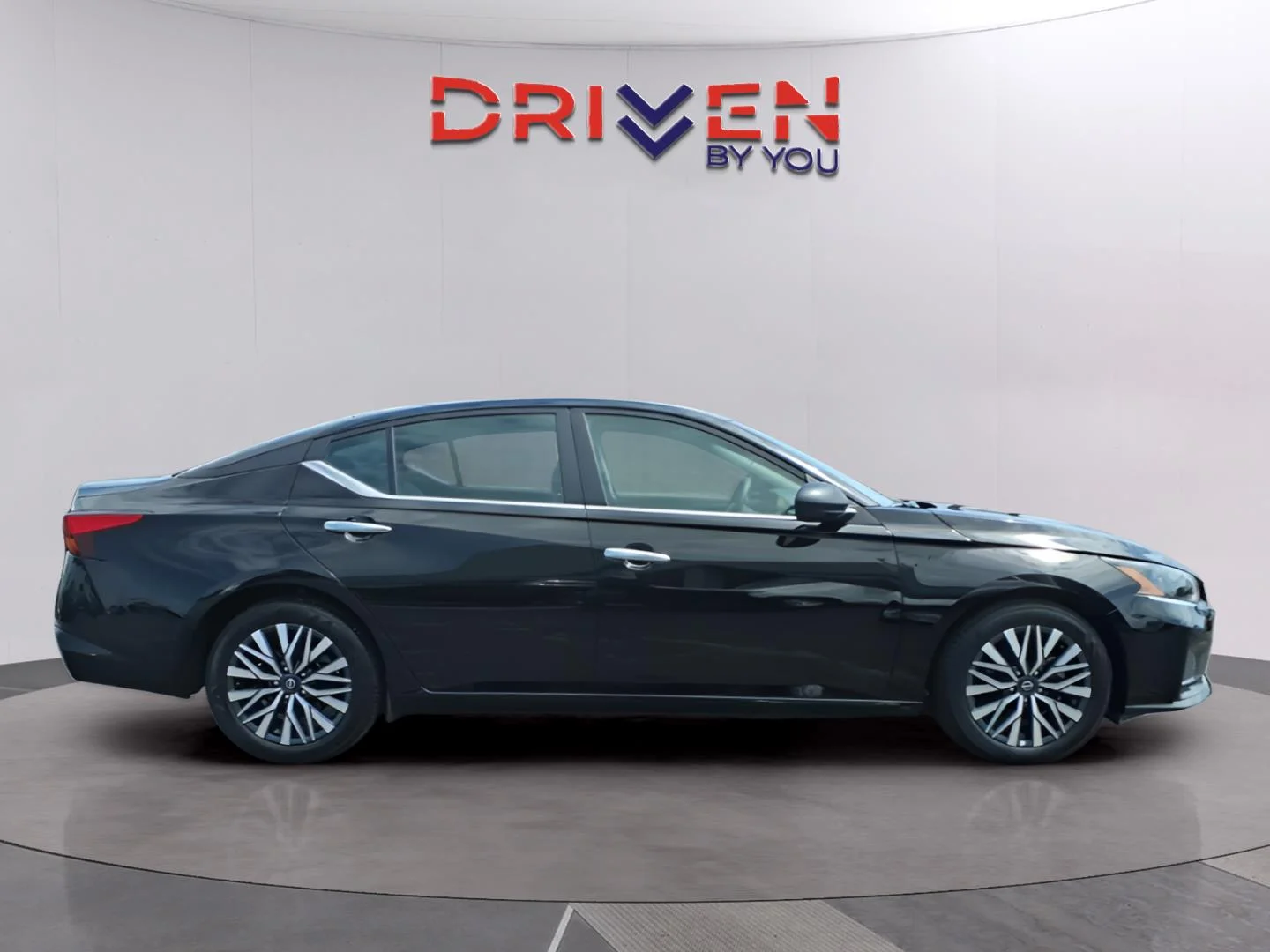 Used 2025 Super Black Nissan SV image 6