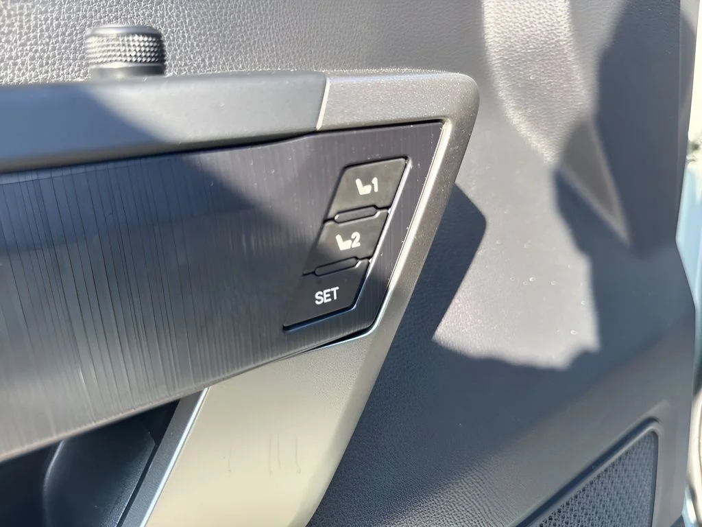 Used 2026  Toyota Platinum image 11
