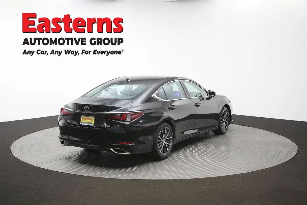 Used 2023 Black Lexus 350 image 43