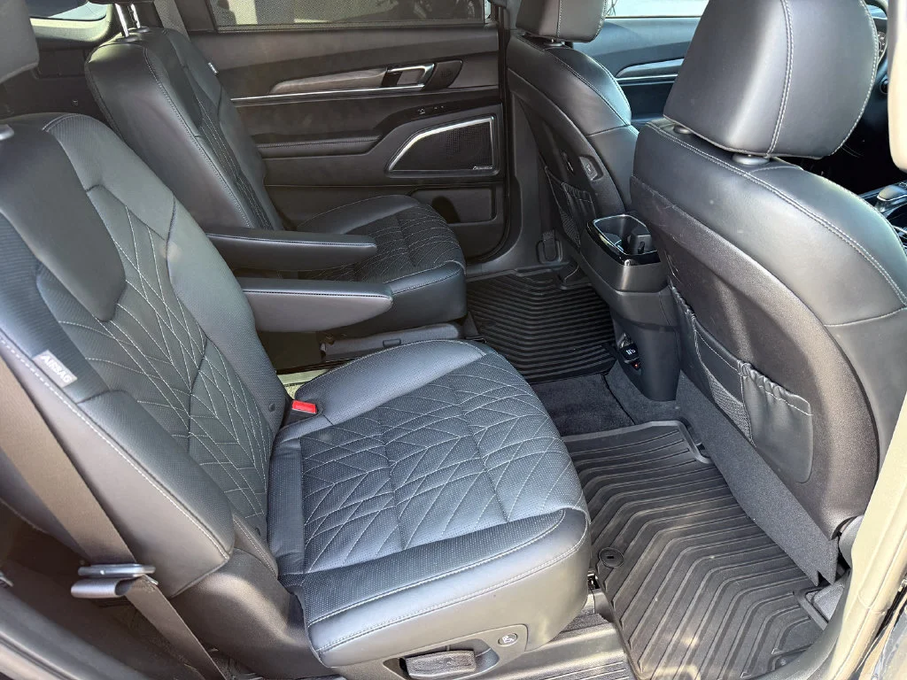 Used 2023 Black Kia SX Prestige X-Line image 18