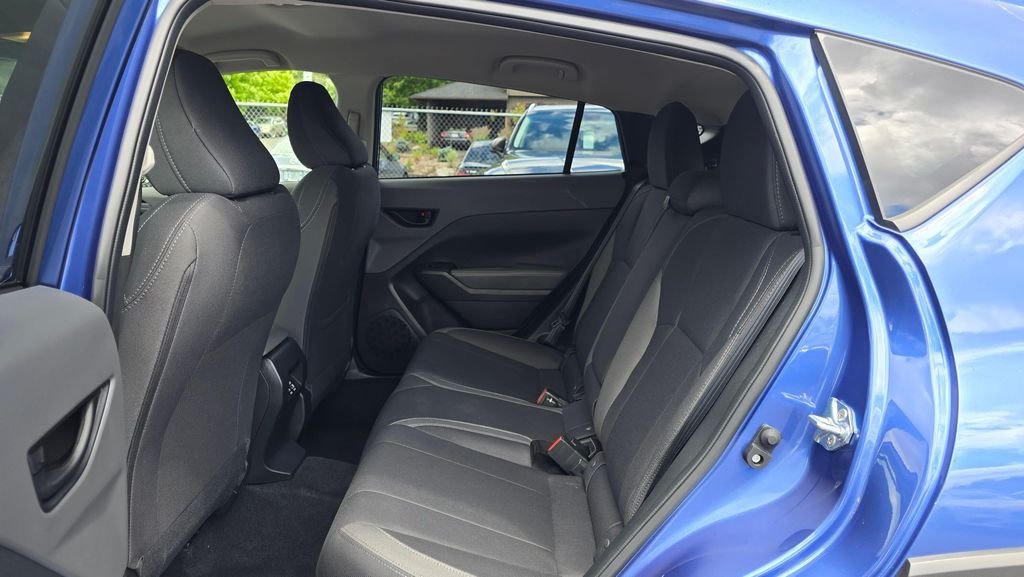Used 2025 Daybreak Blue Pearl Subaru Premium image 16
