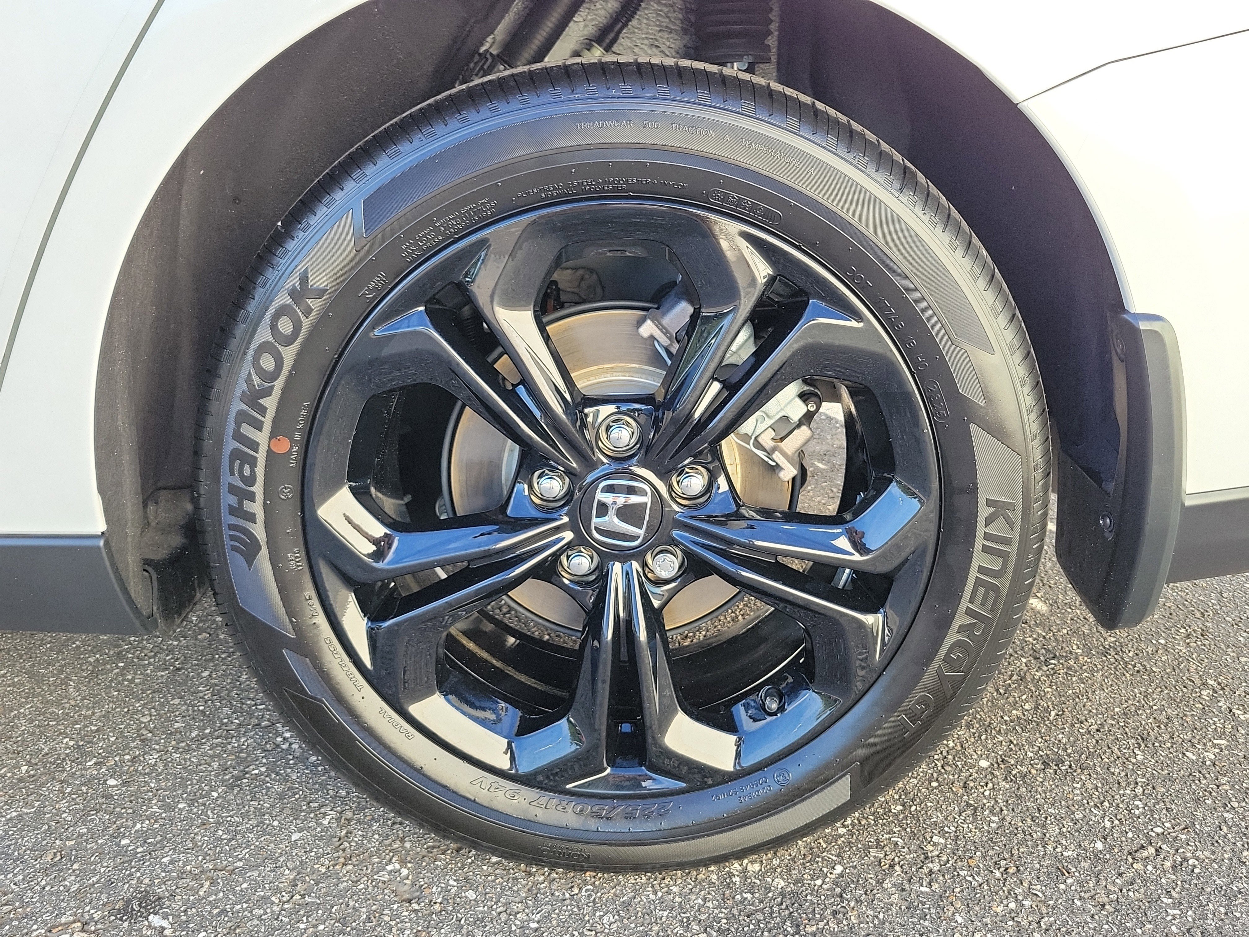 2025 Honda Accord SE - Photo 37