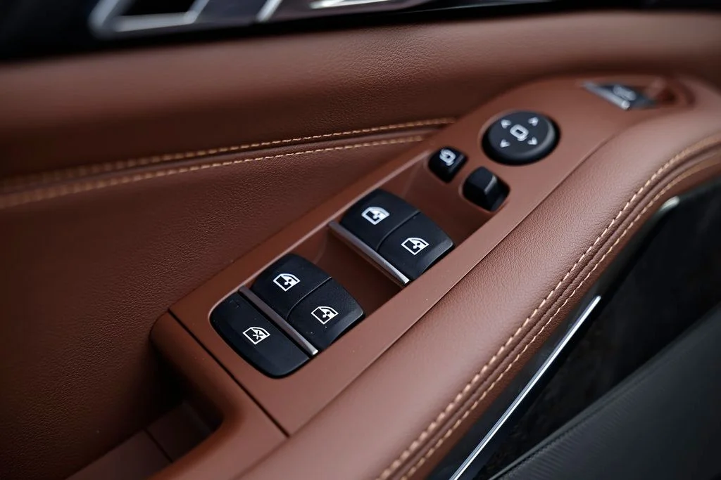 New 2026 Skyscraper Grey Metallic BMW xDrive40i image 18