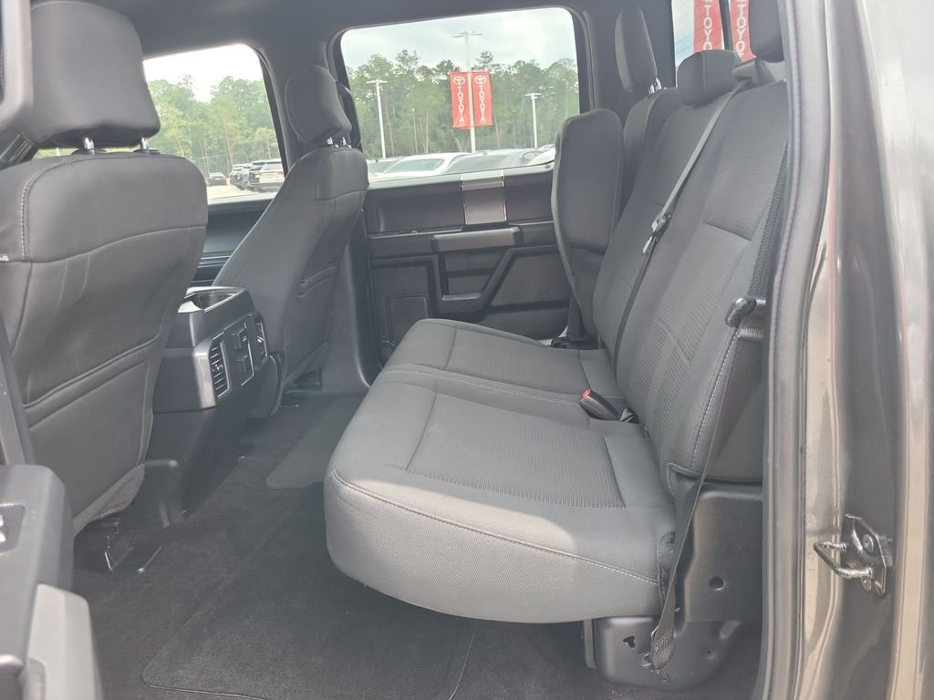 Used 2016 Gray Ford XLT image 28