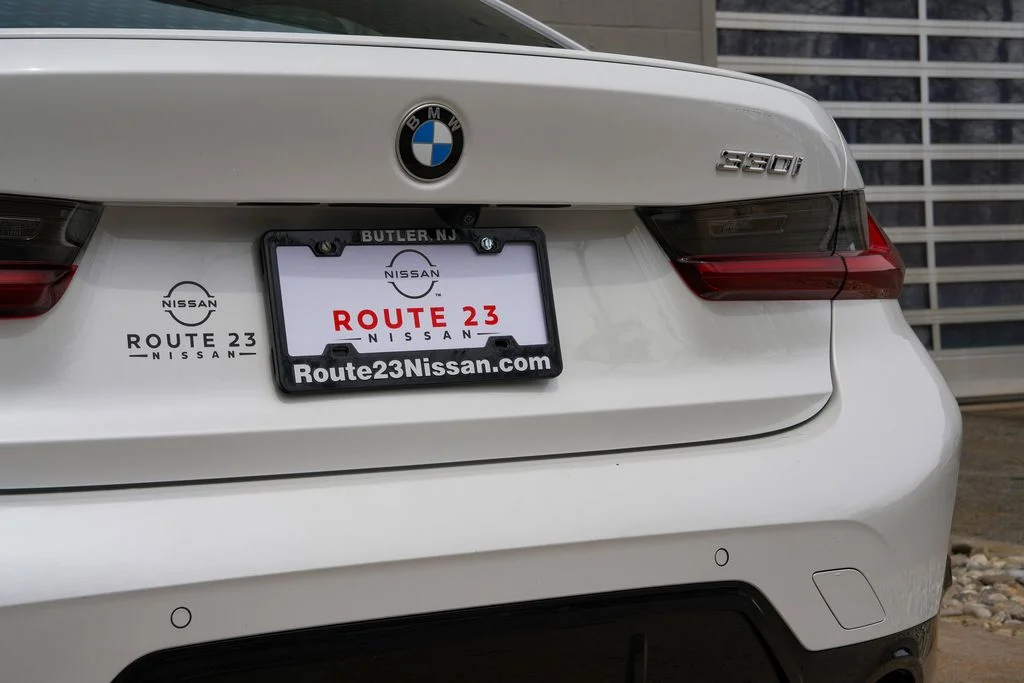 2024 BMW 3 Series 330i - Photo 10