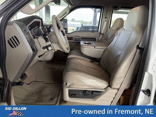 Used 2008 White Ford Lariat image 13