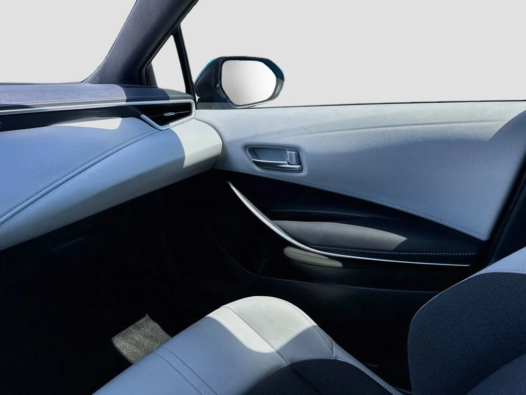 Used 2019 Blue Toyota XSE image 26