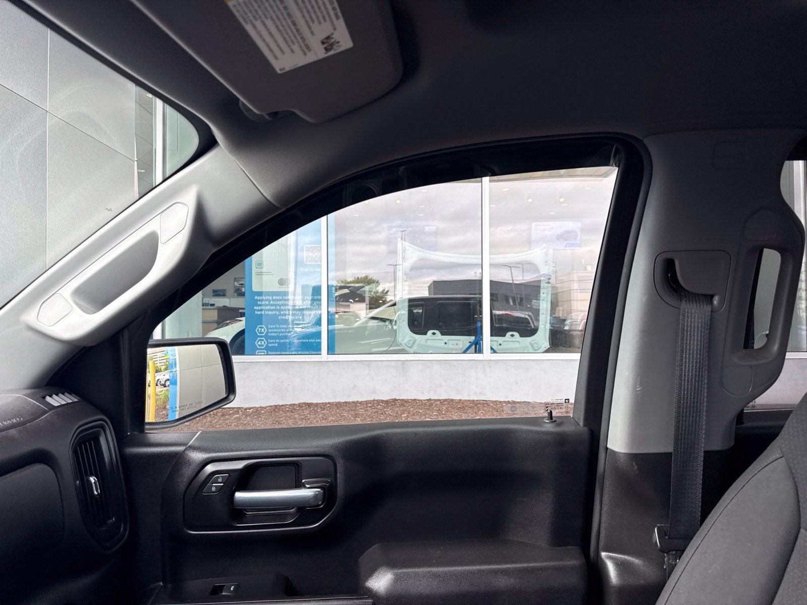 Used 2021 BLACK Chevrolet Custom image 23