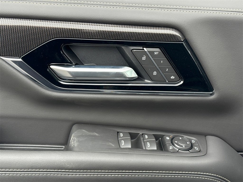 2026 GMC YUKON XL - Image 14