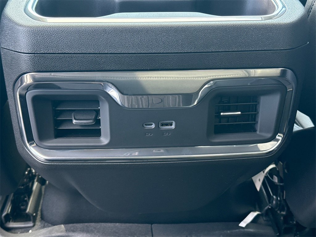 2026 GMC SIERRA - Image 30