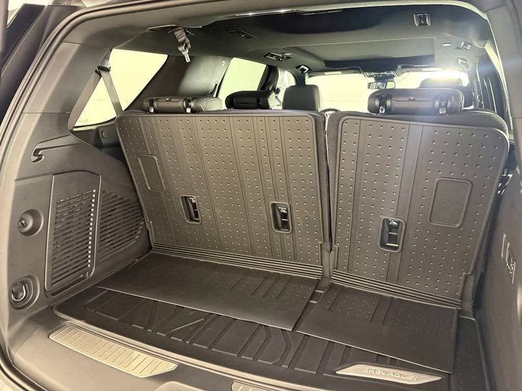 New 2026 Sterling Gray Metallic Chevrolet Z71 image 22