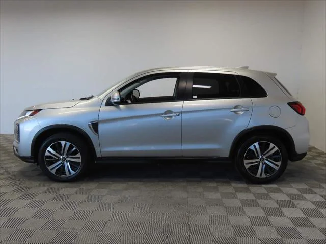 Used 2025  Mitsubishi S image 5