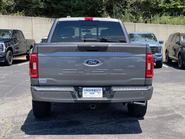 Used 2022 Gray Ford XLT image 5