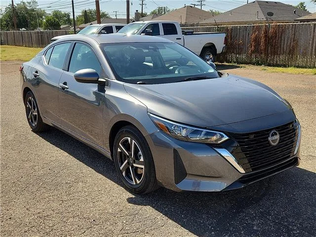 Used 2025 Gray Nissan SV image 6