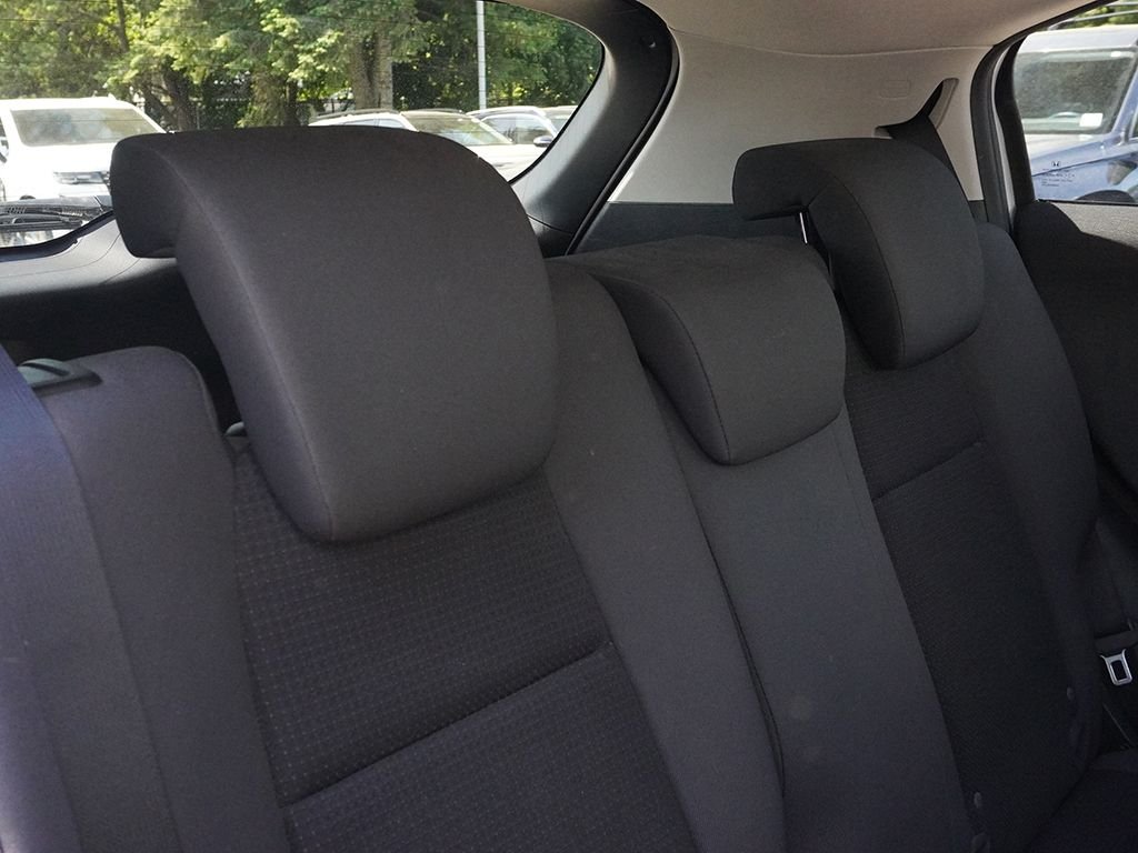 Used 2021 White Honda EX image 31
