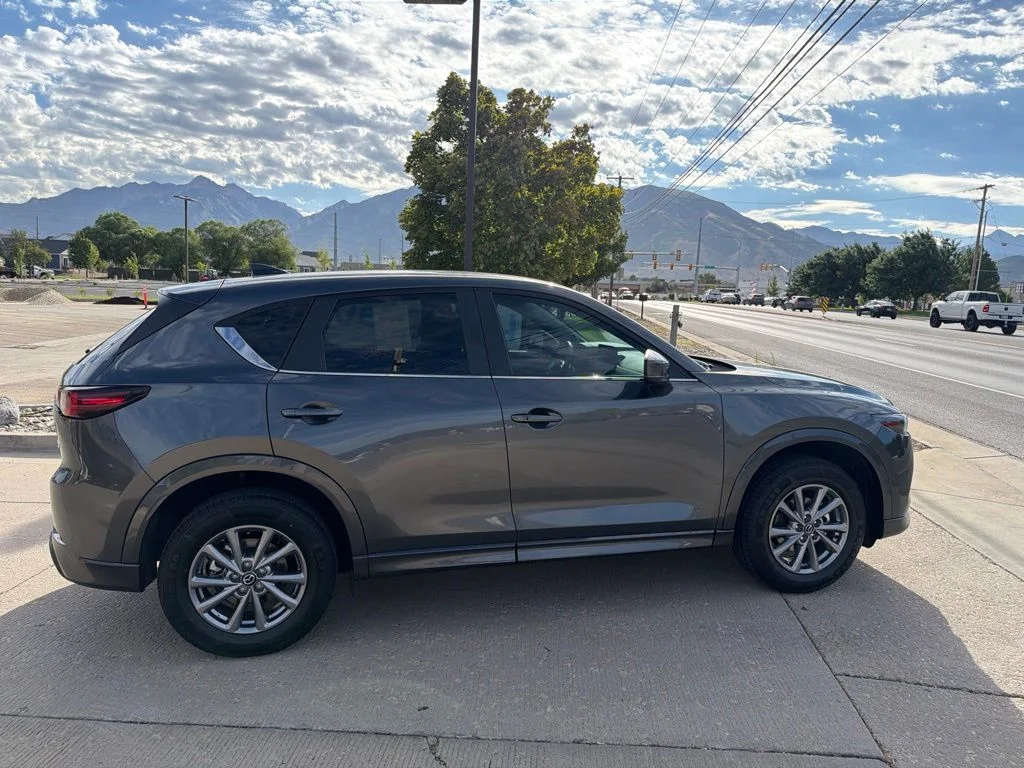 Used 2025 Gray Mazda 2.5 S Select Package image 4
