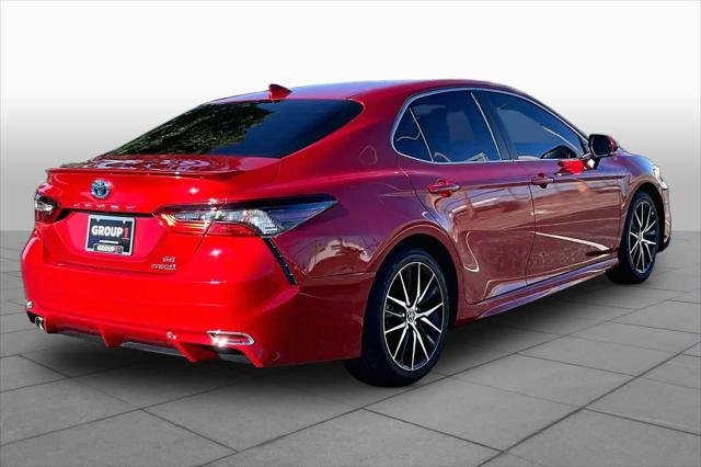 Certified Used 2022 SUPERSONIC RED Toyota  image 13