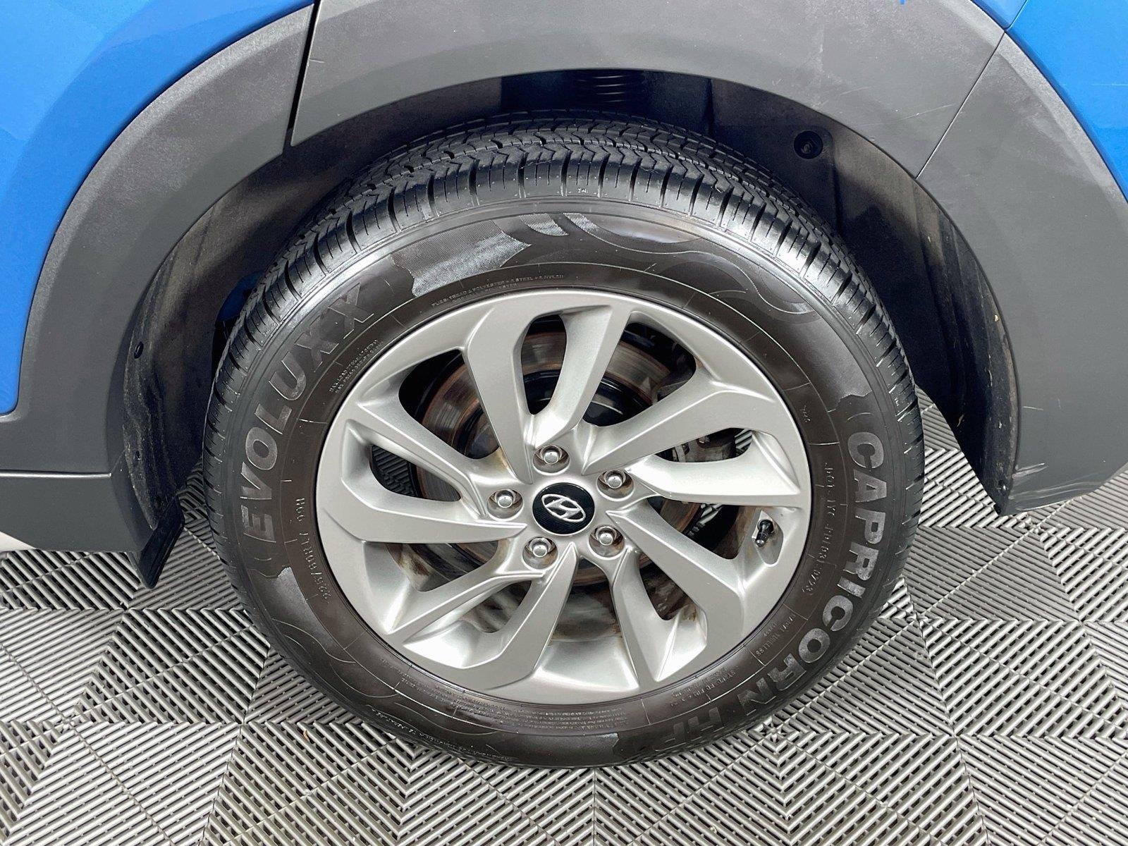 Used 2018 Caribbean Blue Hyundai SEL image 31