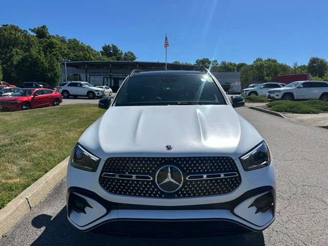 New 2026 MANUFAKTUR Moonlight White Magno Mercedes-Benz GLE 350 image 8