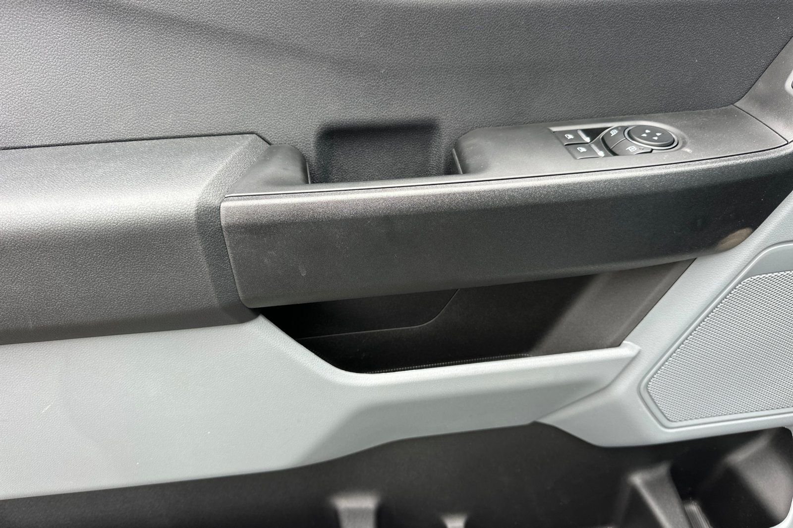 2024 Ford F-550 Super Duty Chassis Cab XL - Photo 7