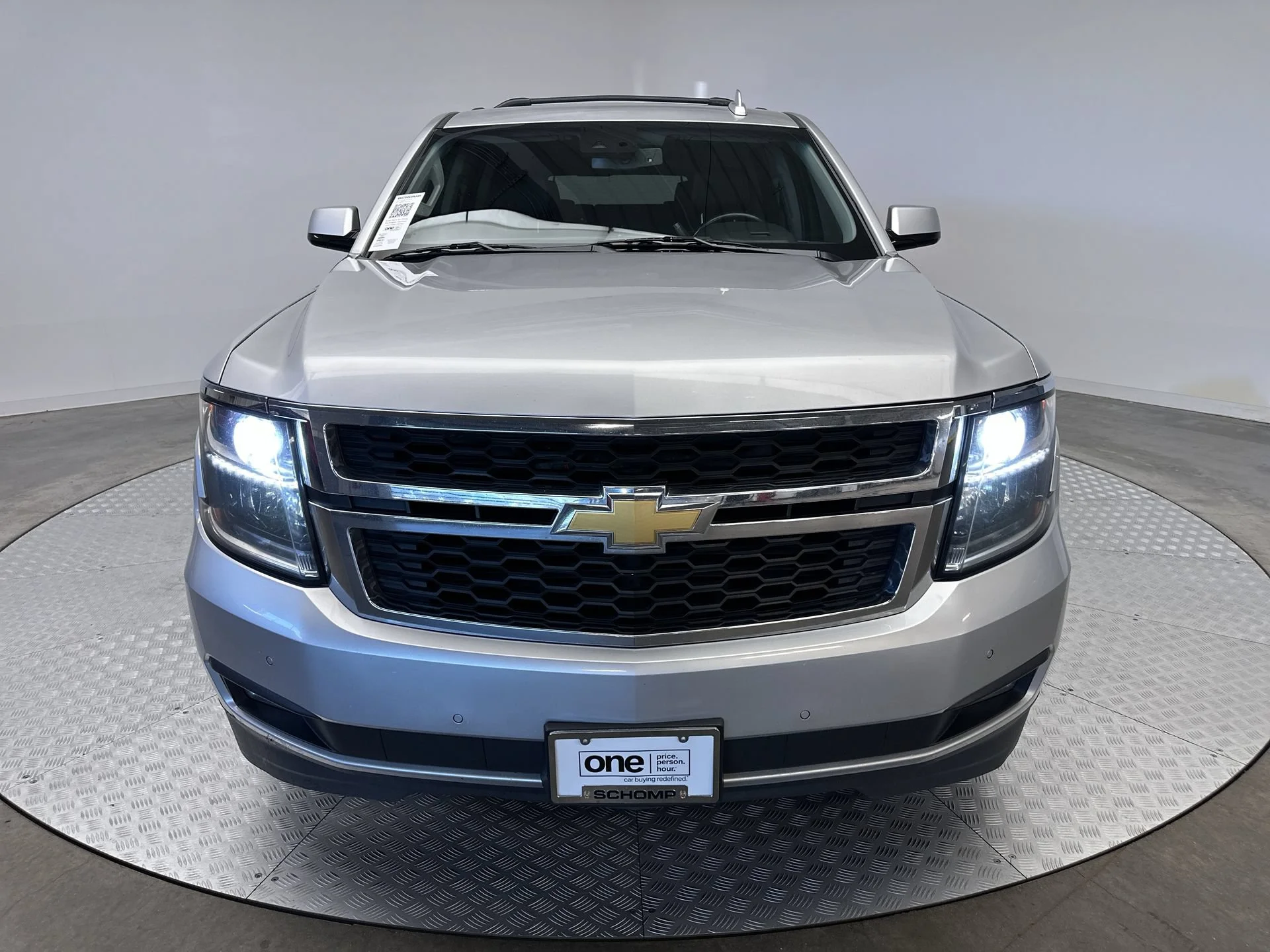 Used 2018 Silver Ice Metallic Chevrolet LT image 32