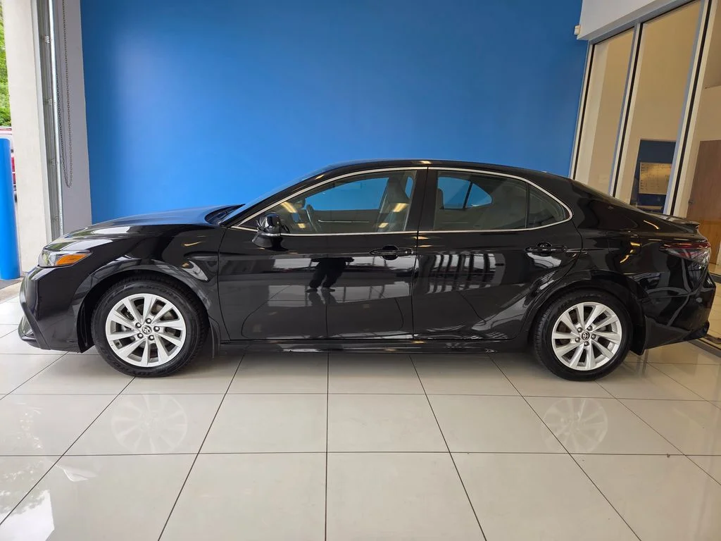 Used 2024 Midnight Black Metallic Toyota SE image 4