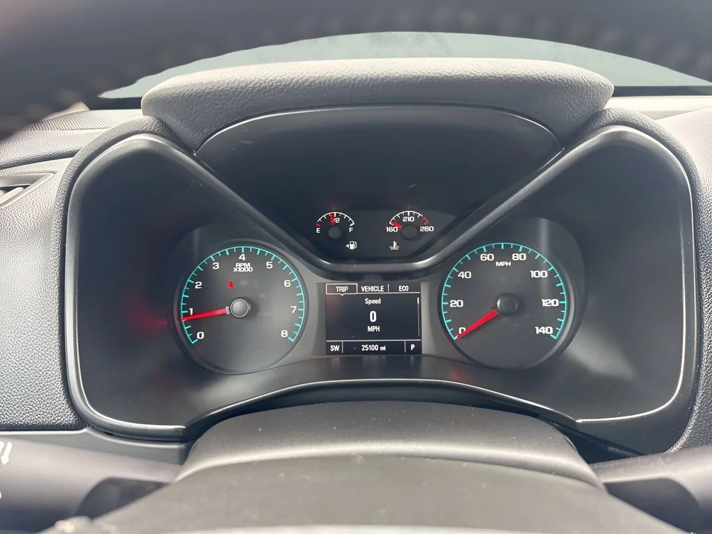 Used 2021 Gray Chevrolet LT image 20