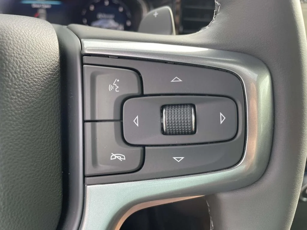 New 2026 Sterling Gray Metallic Chevrolet RST image 28