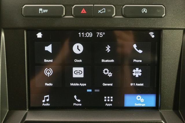 Used 2018 White Ford XL image 20