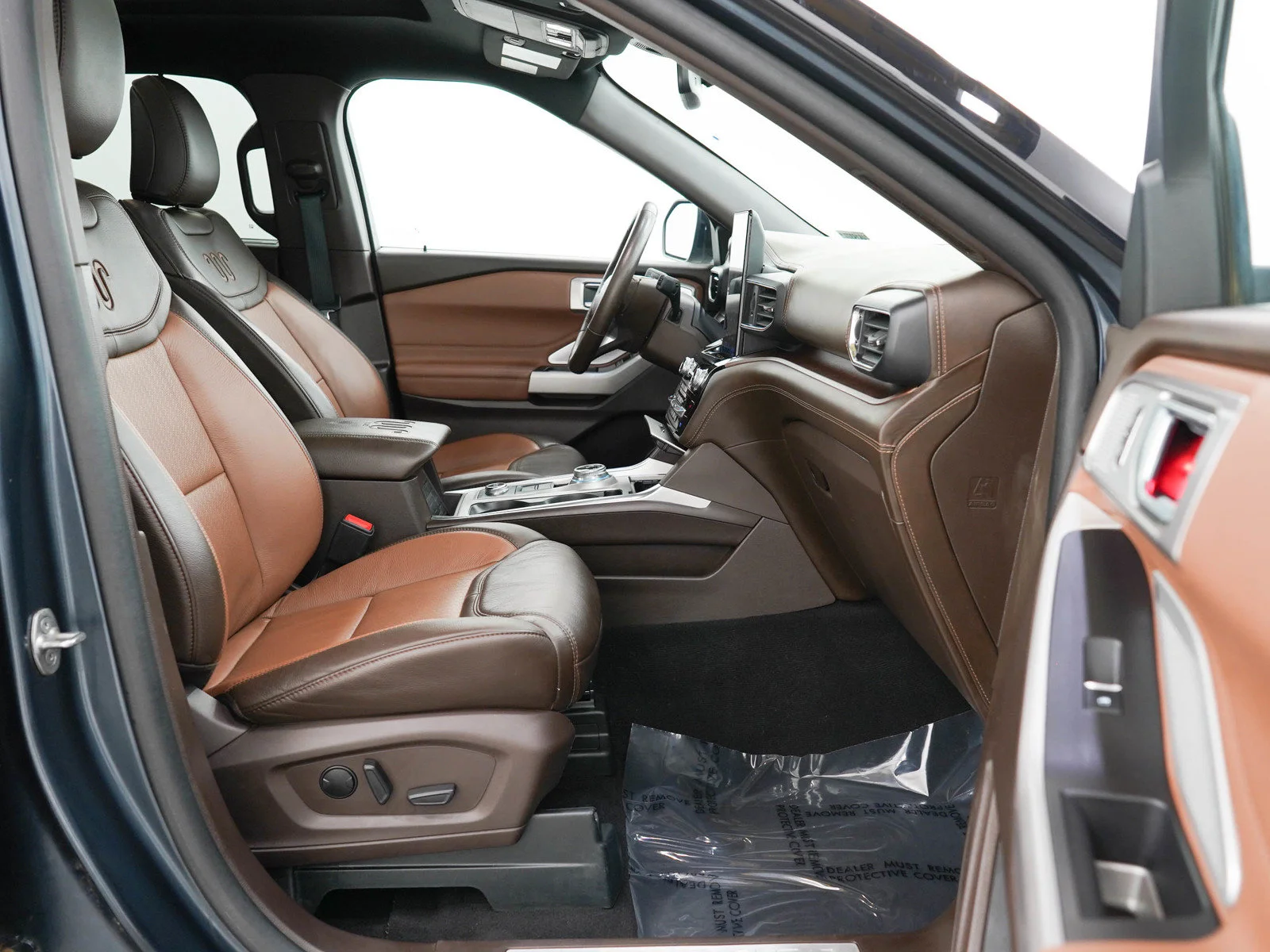Used 2024 Blue Metallic Ford King Ranch image 11