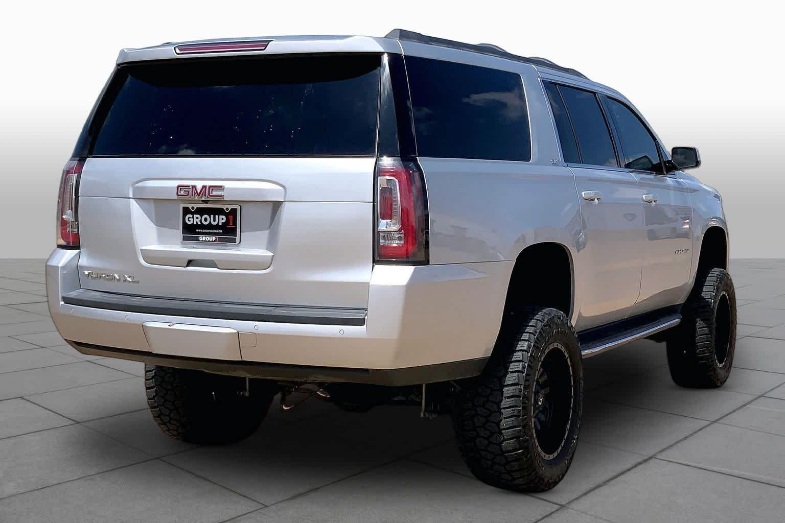 Used 2019 Quicksilver Metallic GMC SLT image 13