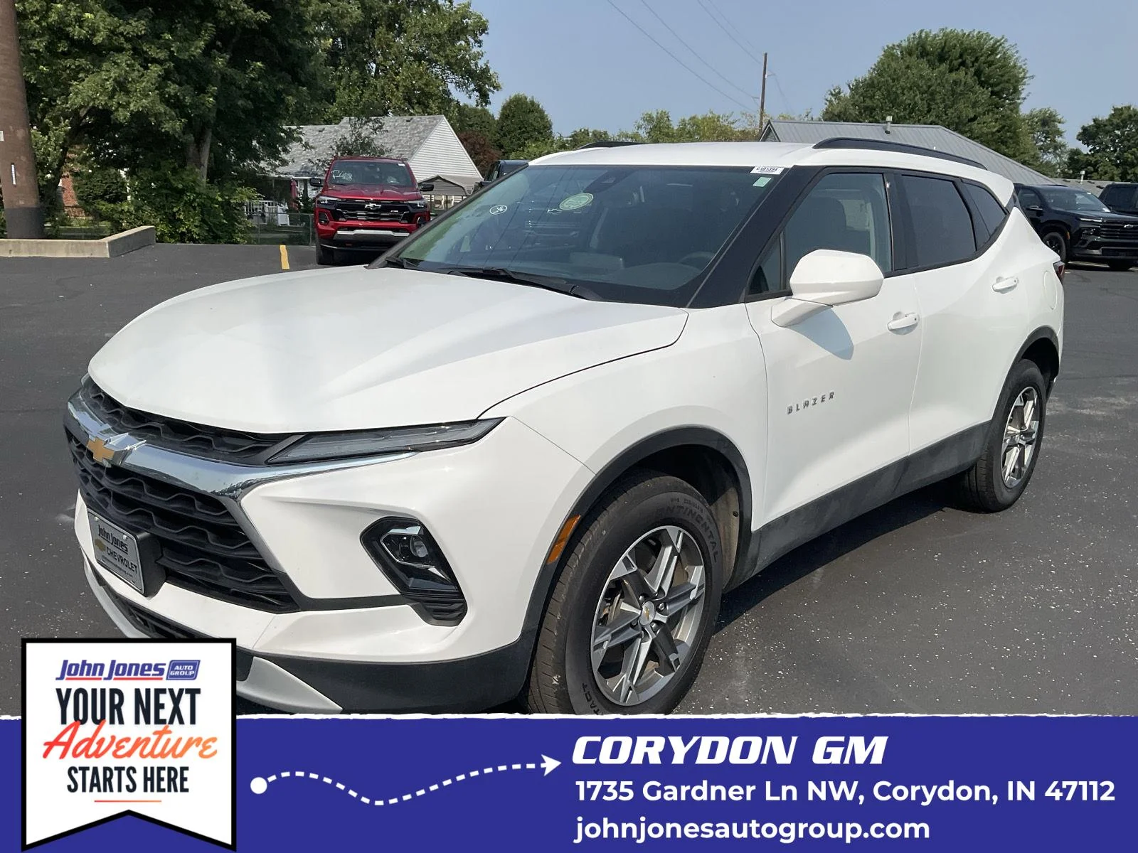 Used 2024 Summit White Chevrolet LT image 1