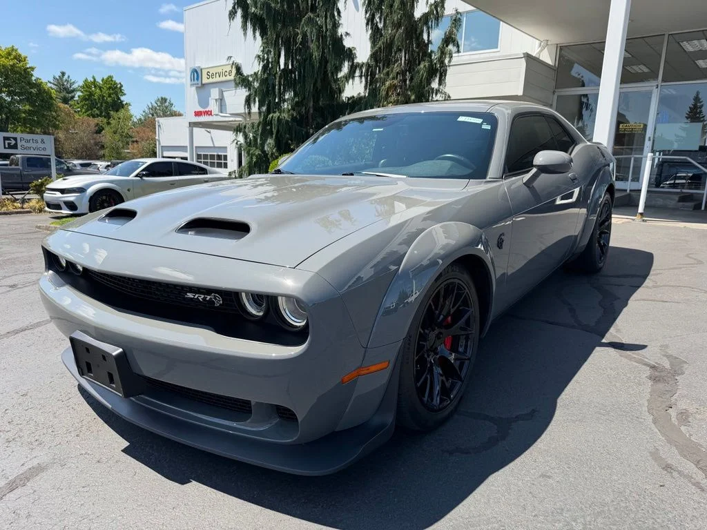 Used 2019 Gray Dodge SRT Hellcat image 3